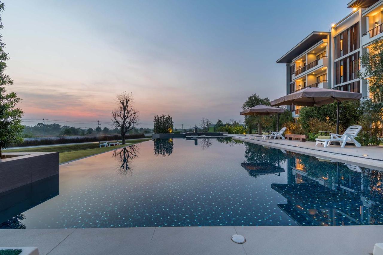 Green Ville Laguna Hotel Sung Noen Exterior photo